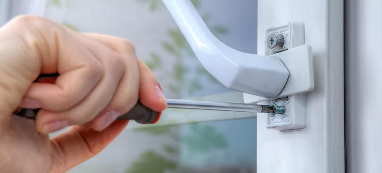 Window Crack Repair in Myrtle Grove, FL